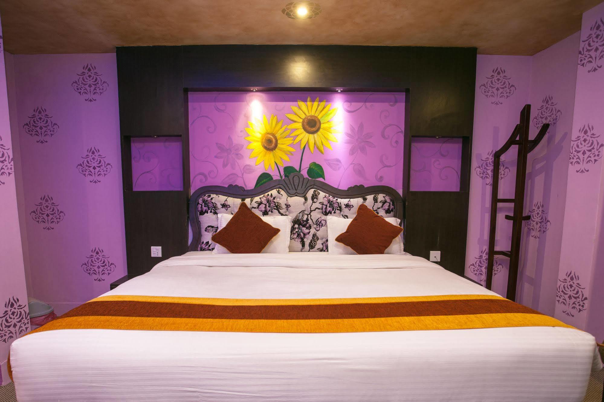 קטמנדו Hotel Nepal Tara מראה חיצוני תמונה