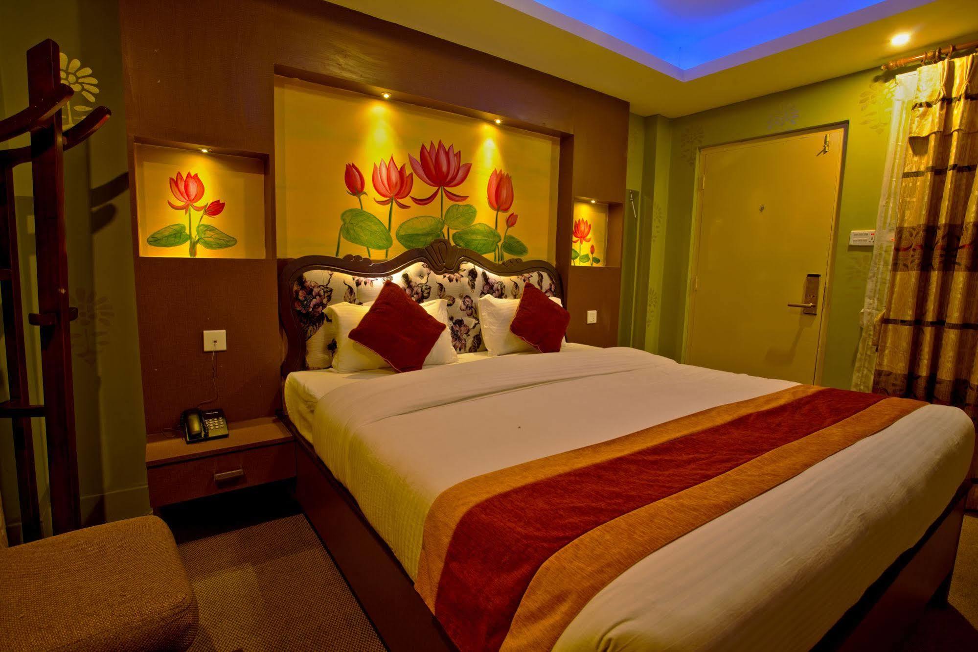 קטמנדו Hotel Nepal Tara מראה חיצוני תמונה