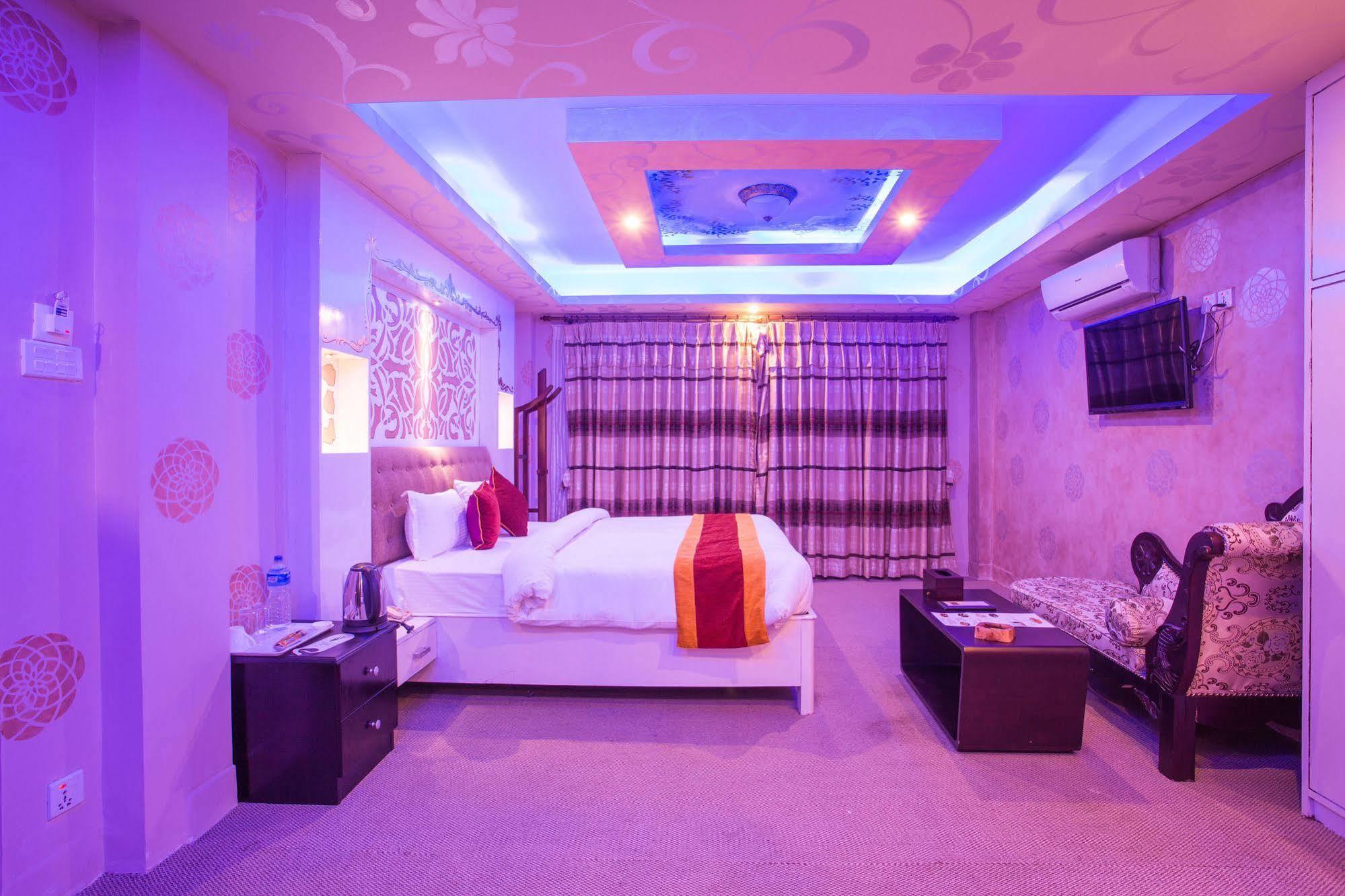 קטמנדו Hotel Nepal Tara מראה חיצוני תמונה